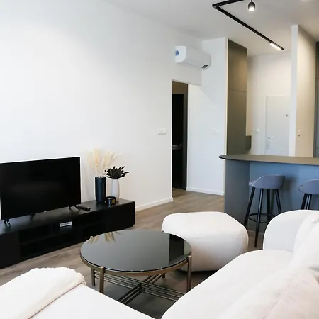 Luxury City-center In - Parking Included Bratislava