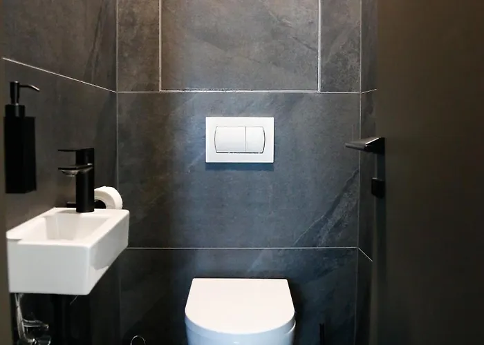 Luxury City-center In - Parking Included Lägenhet Bratislava