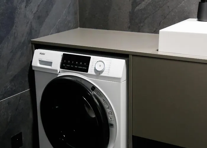 Lägenhet Luxury City-center In - Parking Included