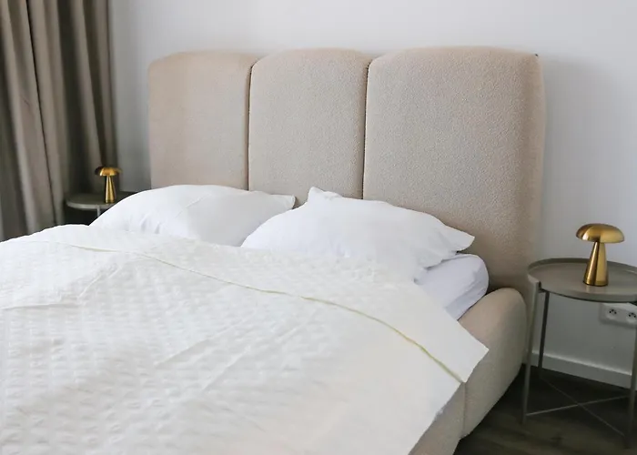 Lägenhet Luxury City-center In - Parking Included